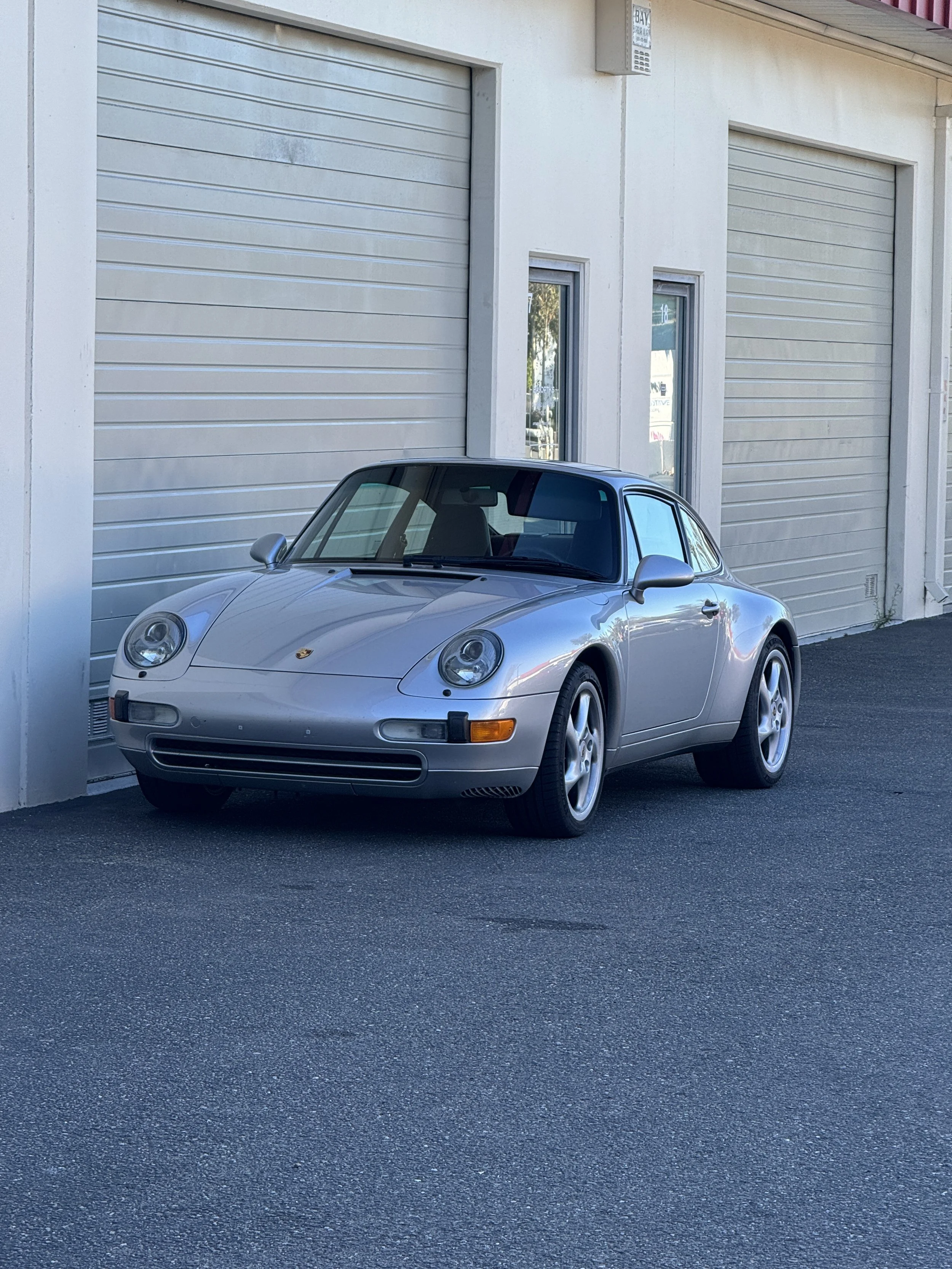 1996 Porsche 911 993 Carrera (Artic Silver) — DETAILERSHIP™